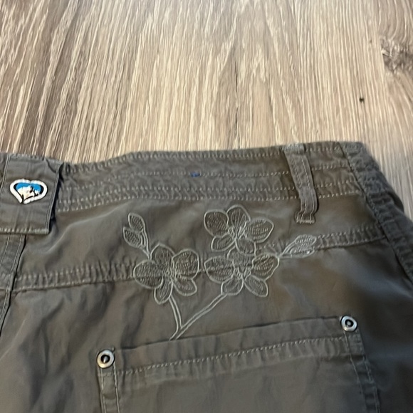 KUHL capris - Picture 8 of 8